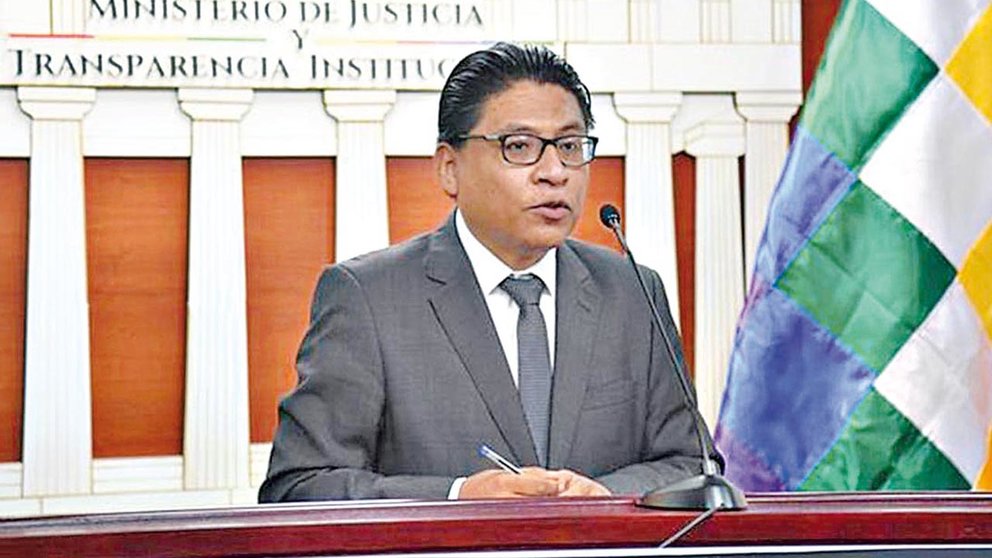 MINISTRO IVAN LIMA