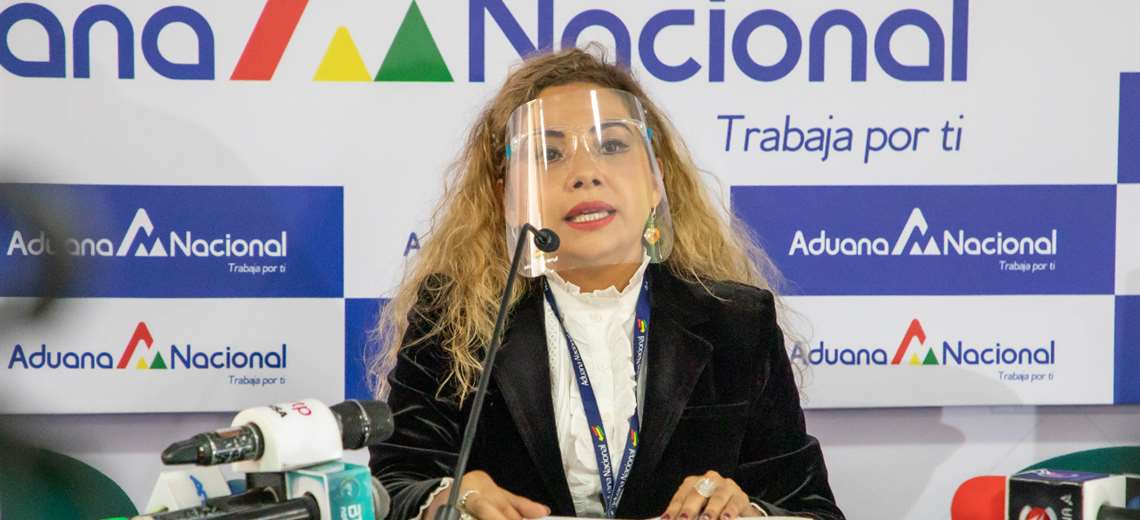 PRESIDENTA ADUANA