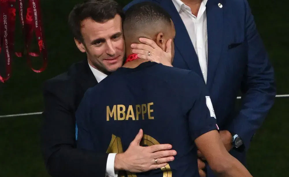 macron-mbappe