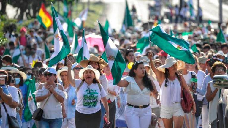 20230106100843-marcha-de-mujeres-universitarias-santa-cruz-21-4442197-20230106212219_21-4463270_20230109224455