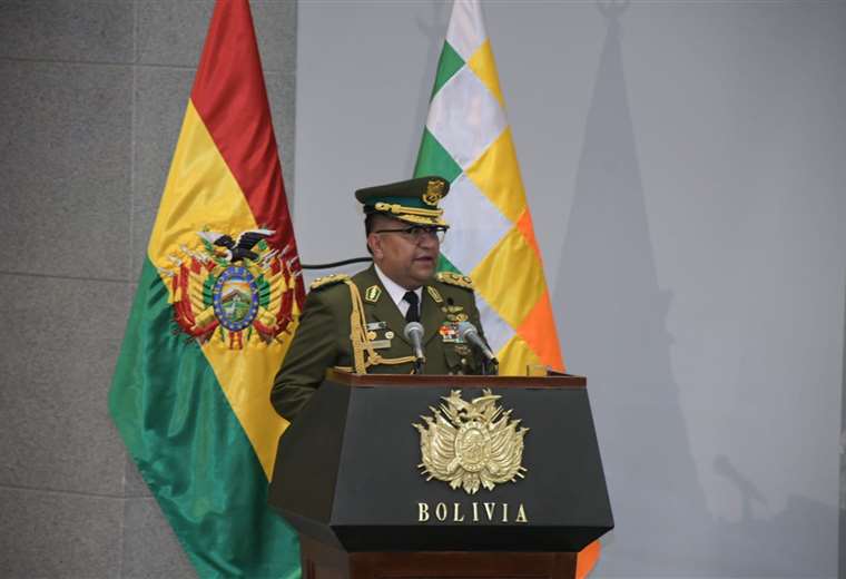 el-general-lvaro-jos-lvarez-griffits-es-el-nuevo-comandante-de_1885128059_760x520