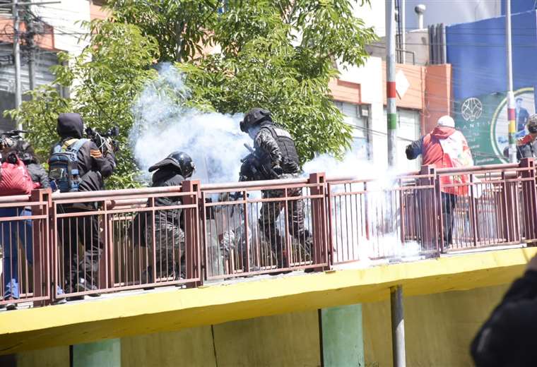 la-gasificacin-policial-a-los-maestros