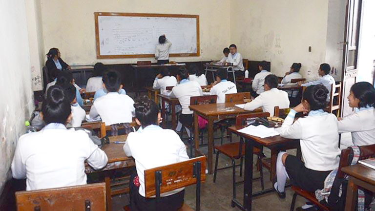 alumnos_en_un_colegio_0_1