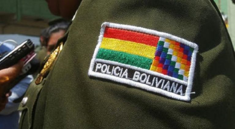 uniforme_de_la_policia